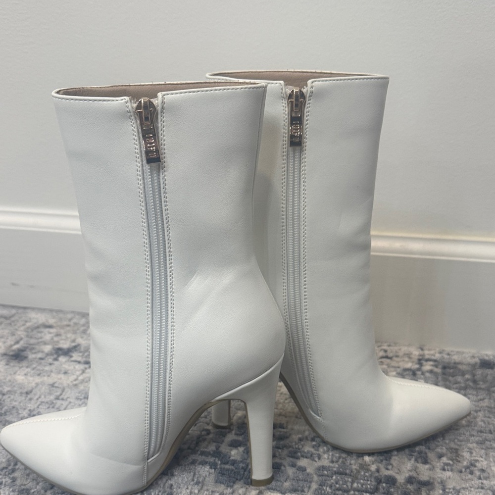 Amazon White Heeled Boots for Women - Picture 2 of 6